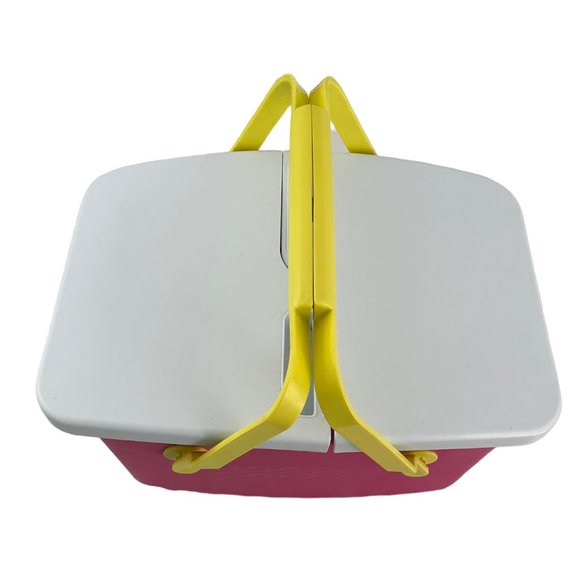 Vtg 90s Rubbermaid Fun Tote Picnic Basket Plastic Hot Pink Yellow Handles 1422 - Picture 8 of 11